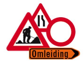 Vier verkeersborden: werken, rijbaanversmalling langs rechts, verboden toegang in beide richtingen voor iedere bestuurder en omleiding.